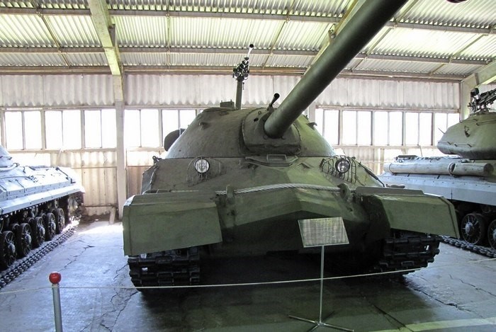 Опытный тяжёлый танк ИС-7 (СССР)