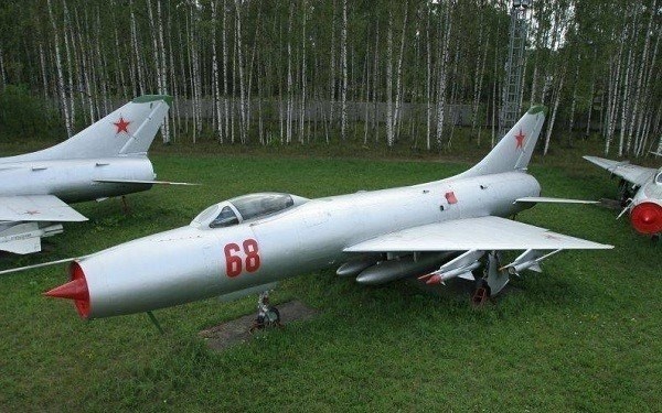 Истребитель-перехватчик Су-9 (Т-3-51) (