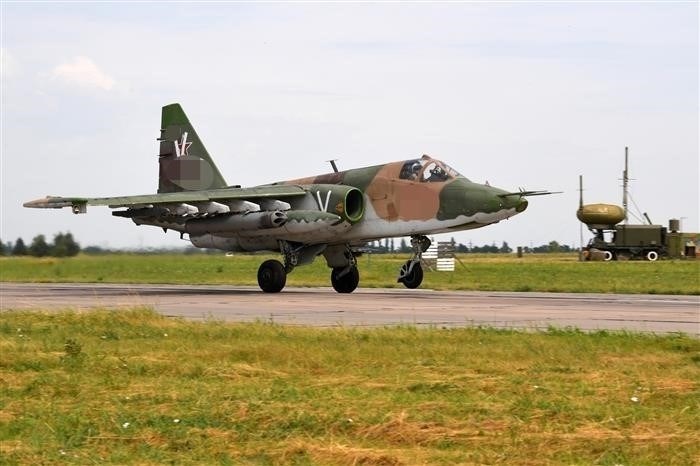 Характеристики самолета Су-25