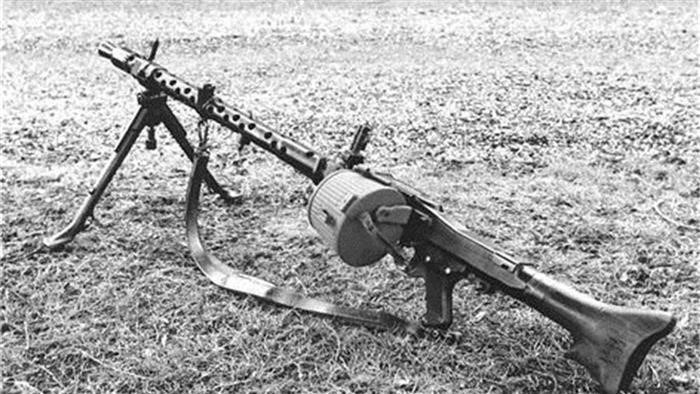 Конструкция и главные особенности немецкого пулемета МГ 42