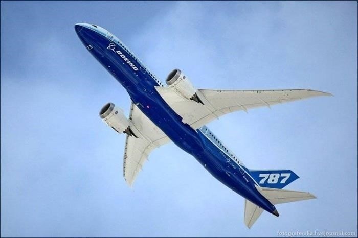 Характеристики и схема сидений Boeing 787