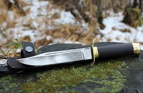 Обзор наиболее интересных реплик ножа разведчика НР 40