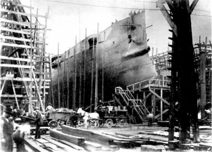 Взорвать и утопить: история крейсера Варяг