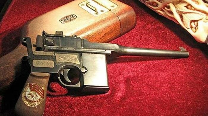 История разработки и развитие пистолета Mauser C96